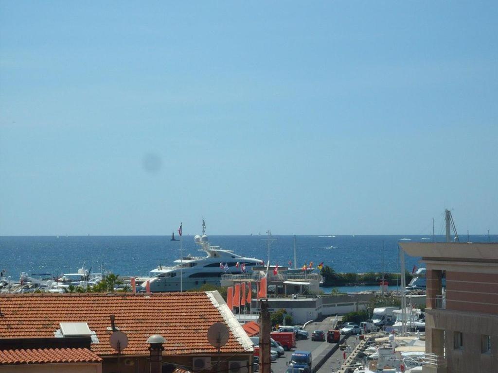 Charmant 2P Vue Mer Face Au Port De Golfe Juan 外观 照片